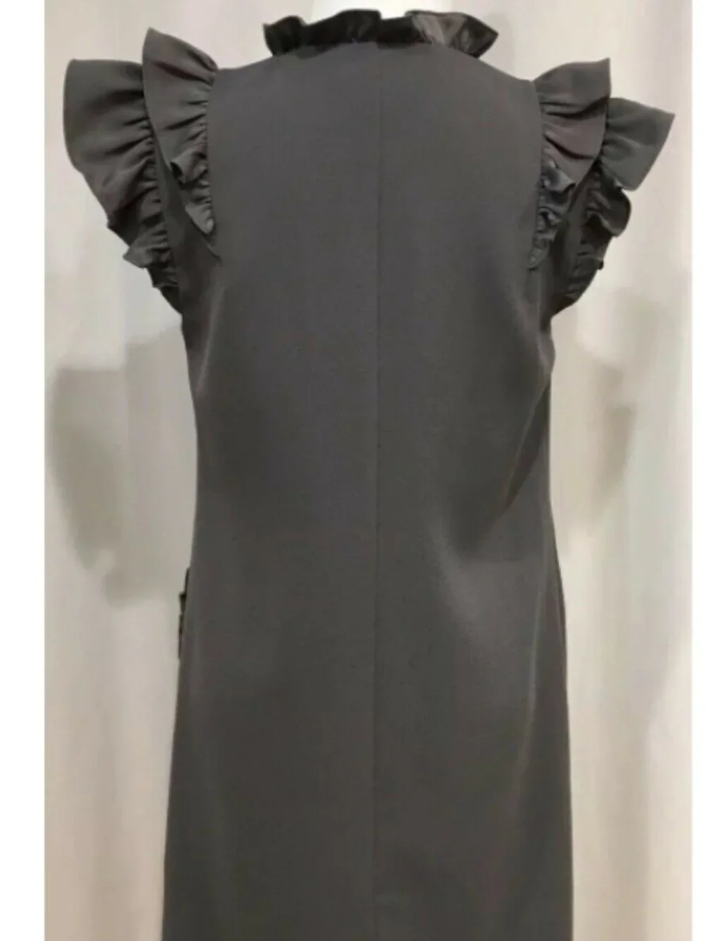 Ted Baker Mickala Ruffle Dress, size 8 - Picture 2 of 4